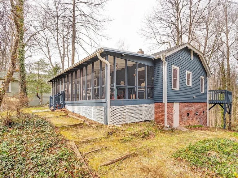 Beautiful wood floors! Charming 1940s cabin in NC. $275,000.