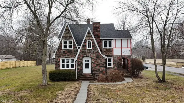 Beautiful hardwoods and fireplace! C. 1937 in Ohio. $100,000.