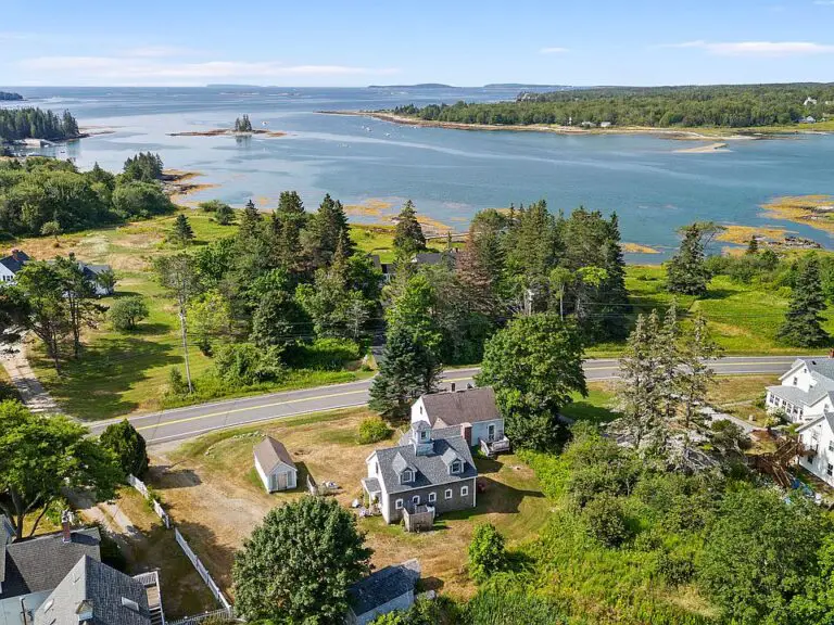 Seaward Cottage!! Look at that C. 1940 on 10 acres in Maine. $419,000.