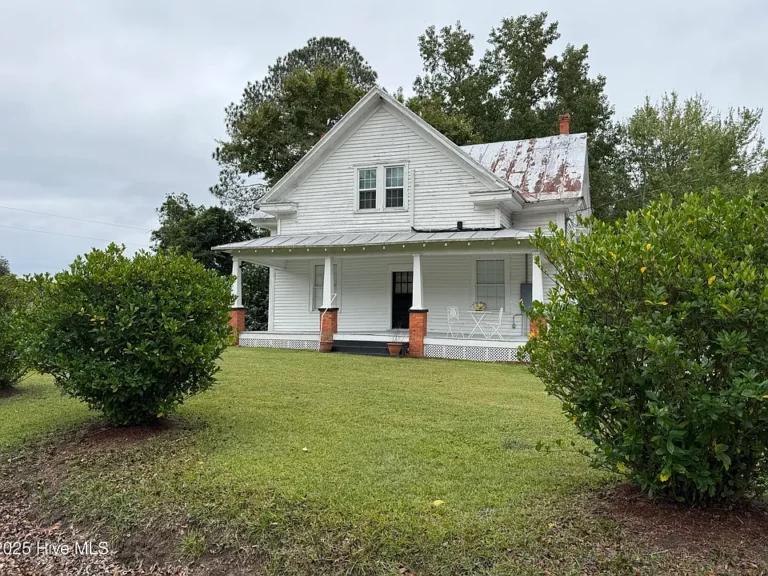 Beautiful woodwork! Grand porch! C. 1831 in North Carolina. $180,000.