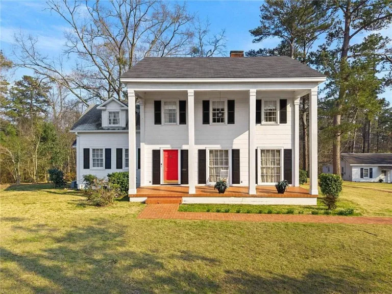 Stunning stained glass! Over 6 acres in Alabama. $399,000.