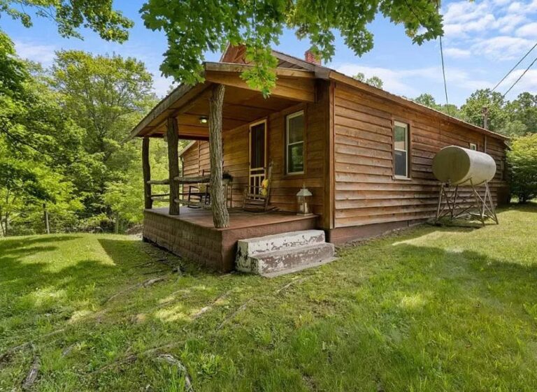 Beautiful area! Circa 1940! Almost two acres for $219,000in Virginia.