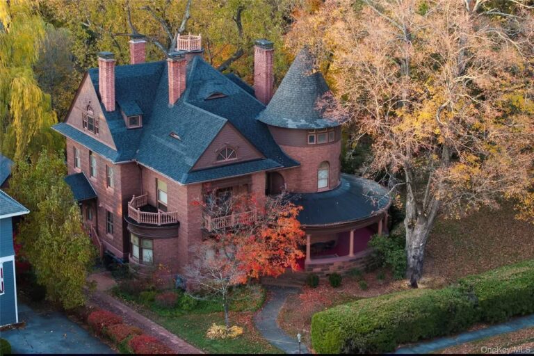 Stunning craftsmanship! The Coykendall House. Circa 1896 Queen Anne Victorian in New York State.