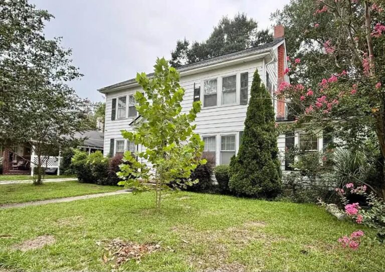 $92,500! Love the interior! The Peel-Lindsley House! Circa 1927 in North Carolina.