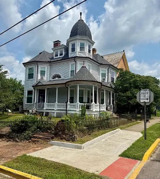 $175,000!! Check out the porch! With original antique wood floors! Circa 1895 in West Virginia.